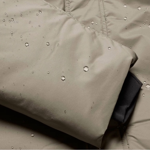 Aritzia (Black) NWT Super One-Puff Jacket - Picture 6 of 13